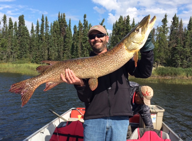 Lawrence Bay Lodge: First Class Fishing on Reindeer Lake