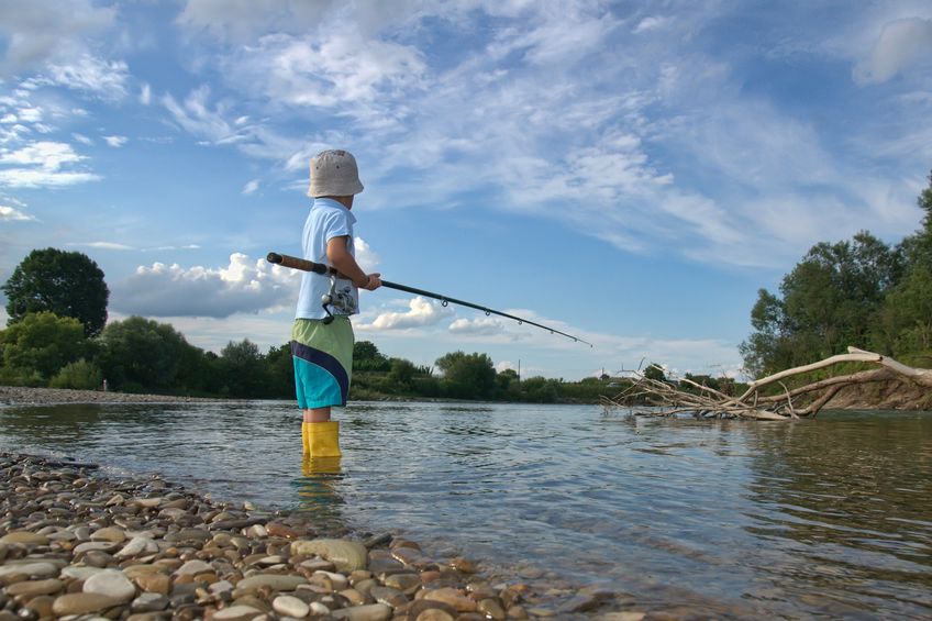 Fishing with Kids: A Noobs Guide to Getting your Children Fishing – Social  Fishing